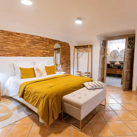 Fraissinet Bed and breakfast 4*