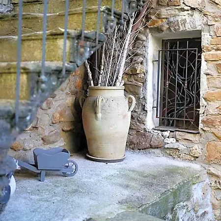 Fraissinet Bed & Breakfast 4*