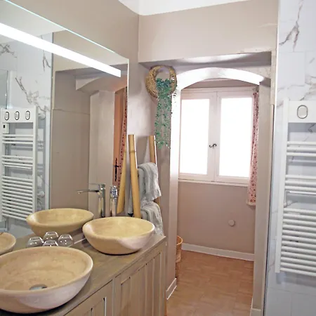 Fraissinet - Acces Espace Detente Pour Toutes Les Sauf La Cocon Qui A Son Jacuzzi Prive Nocleg ze śniadaniem